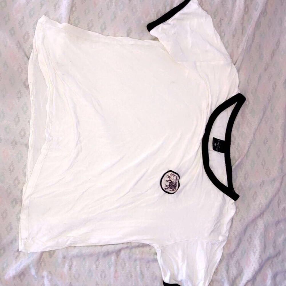 white cropped t shirt :)